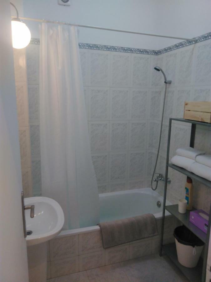 Appartement In Bed With Lisbon 8N à Amadora Extérieur photo